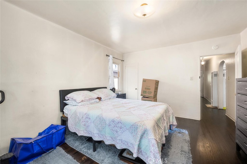 2442 Magnolia Avenue