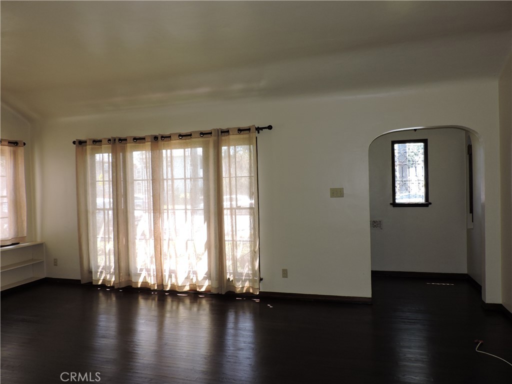 2442 Magnolia Avenue