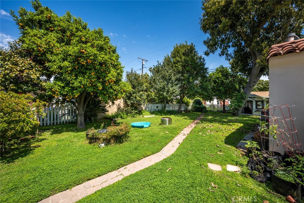 2442 Magnolia Avenue