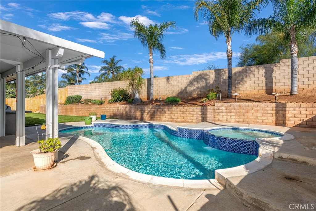 7369 River Glen Drive