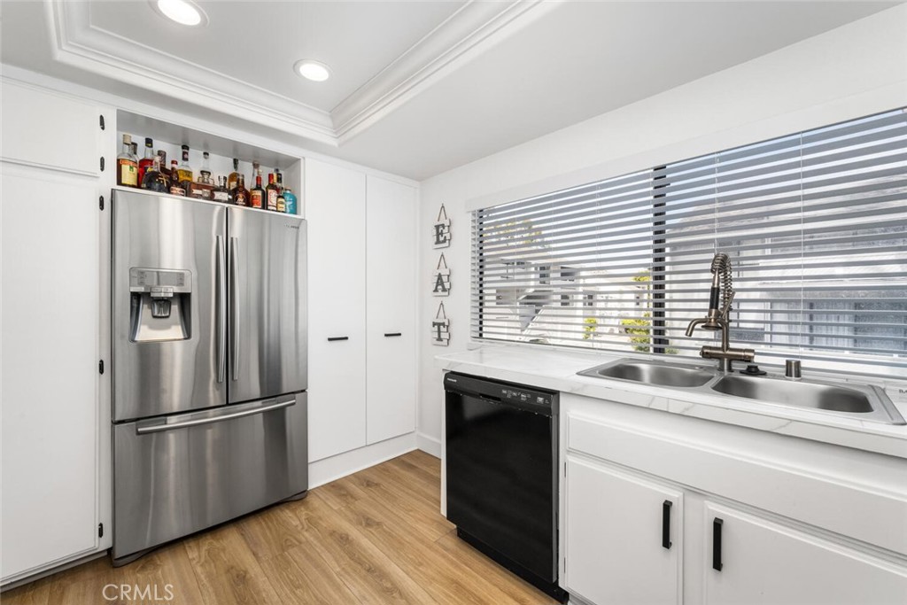 405 Intrepid Court 20