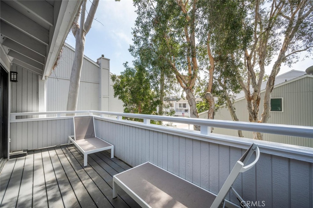 405 Intrepid Court 20