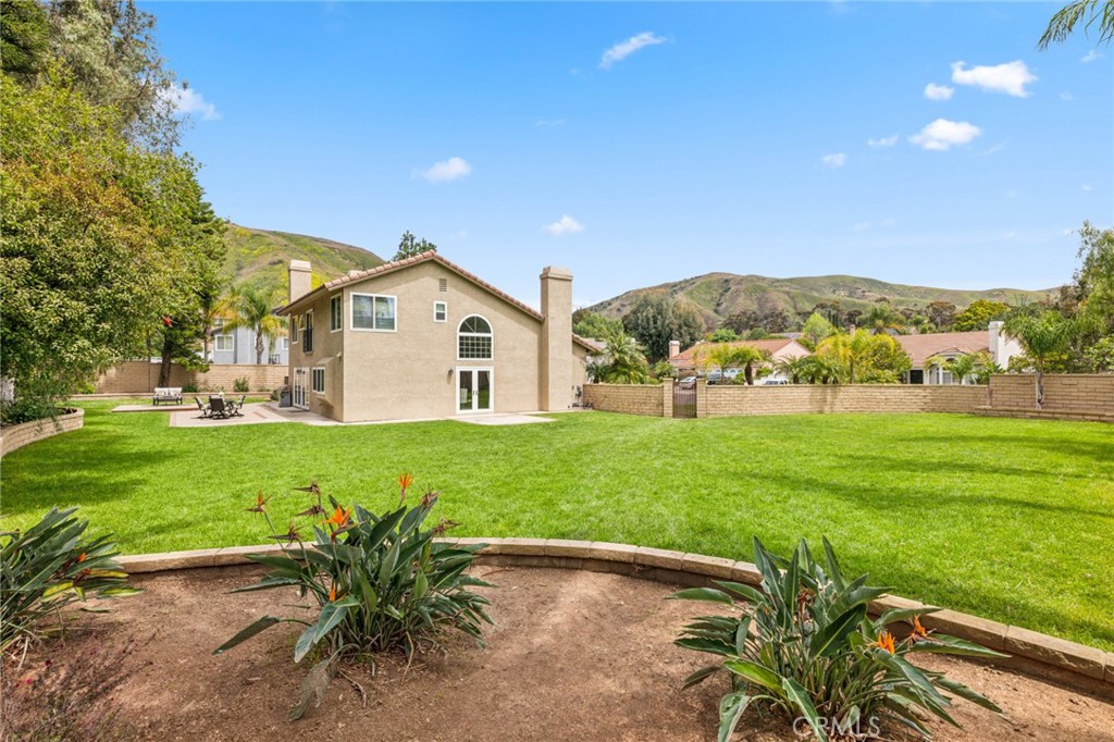 5545 Leafy Meadow Lane