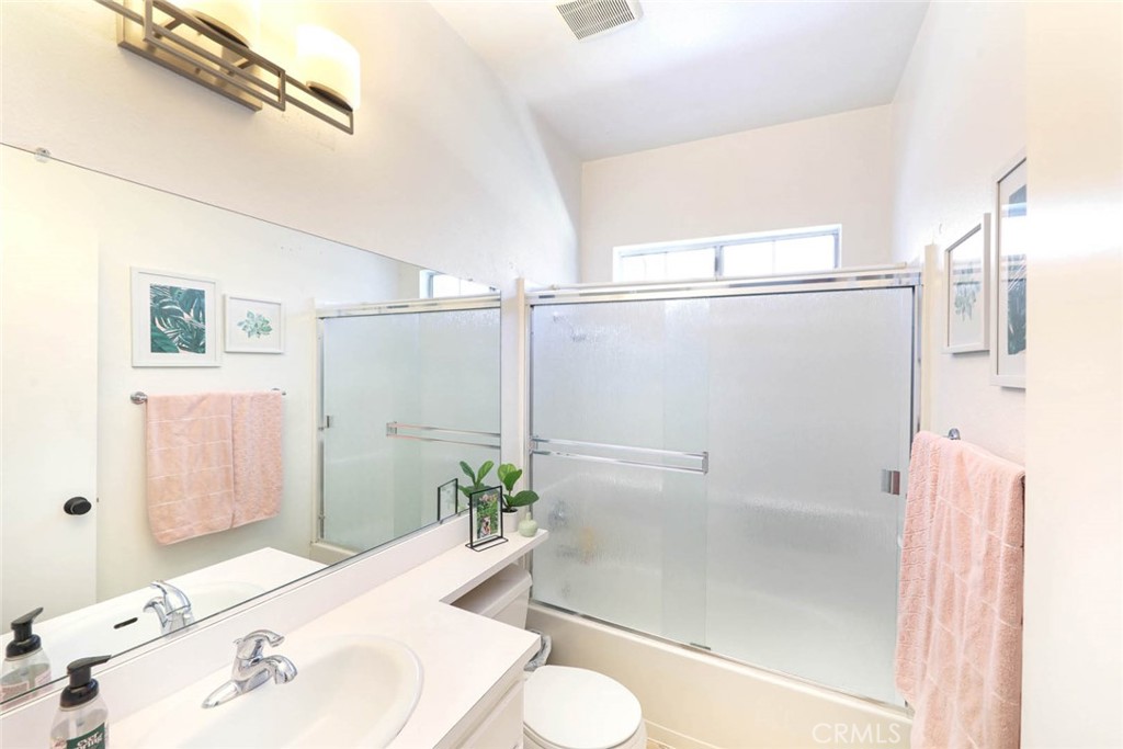 121 S Lakeview Avenue 121F