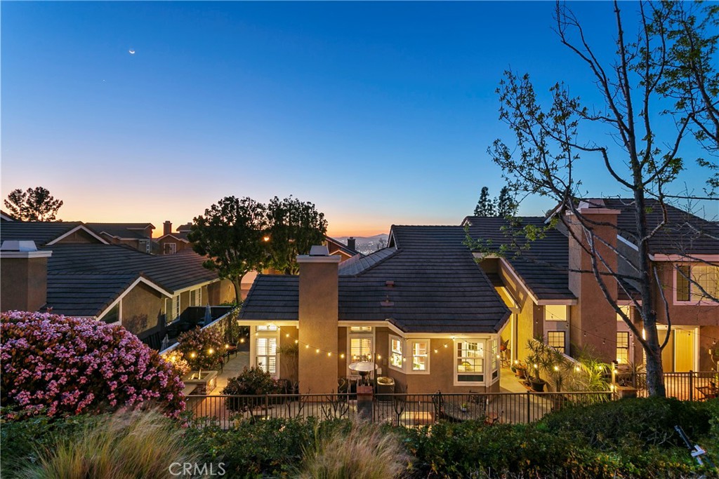 6118 E Garnet Circle