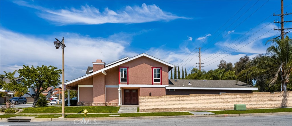 7400 E Woodsboro Avenue