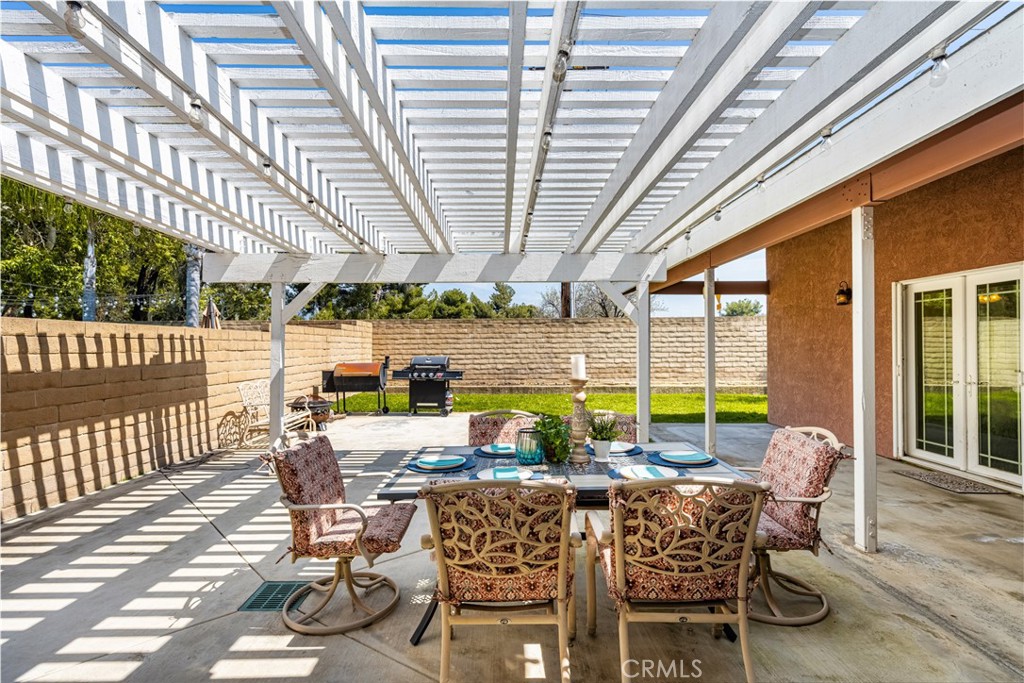 7400 E Woodsboro Avenue