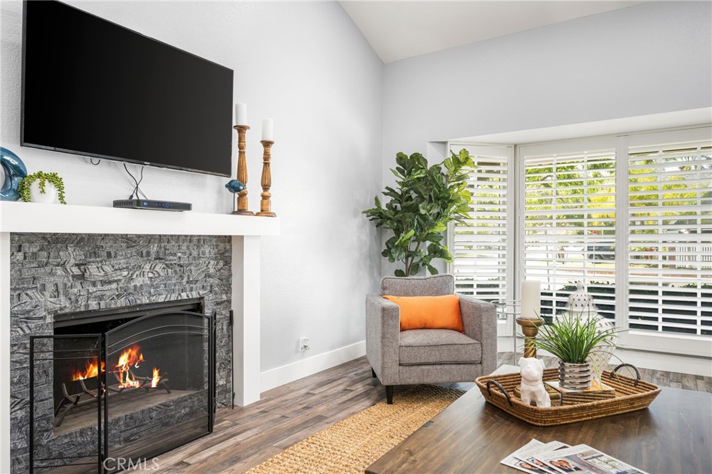 7400 E Woodsboro Avenue