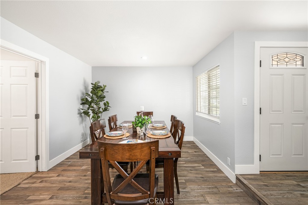 7400 E Woodsboro Avenue