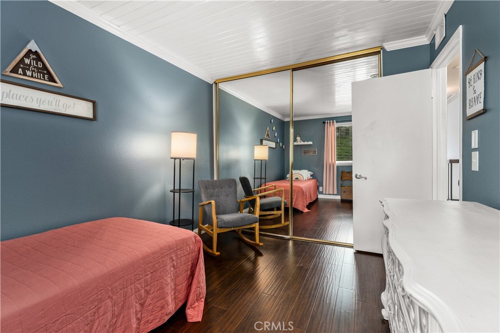 6516 E Camino Vista 2