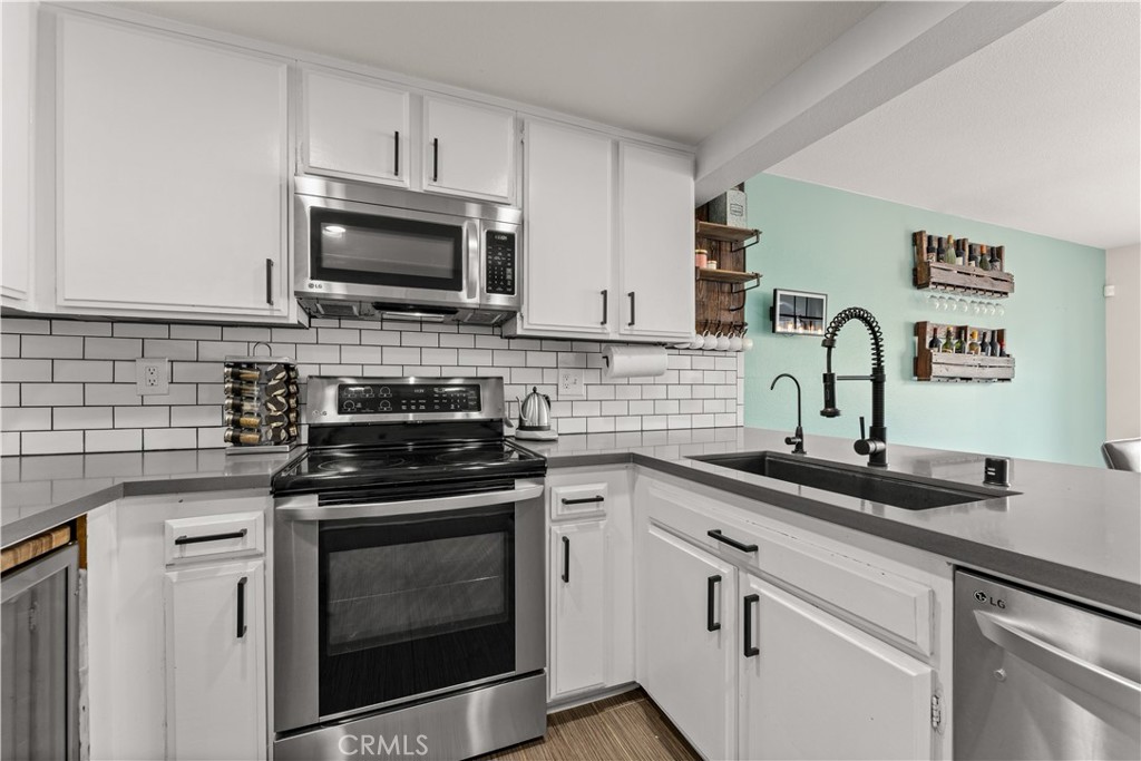 6516 E Camino Vista 2