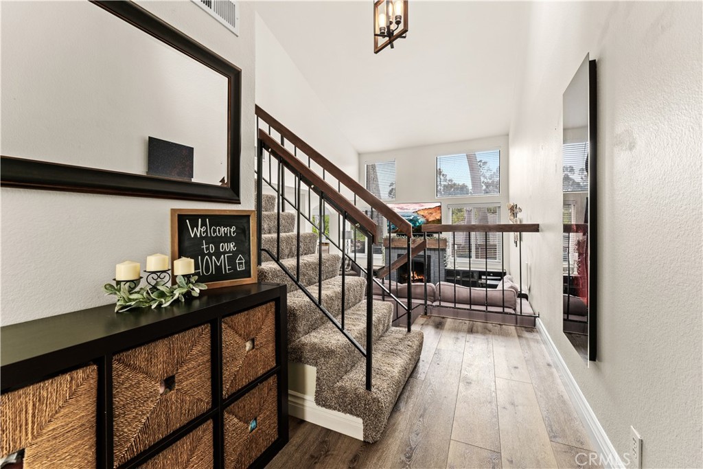 6516 E Camino Vista 2