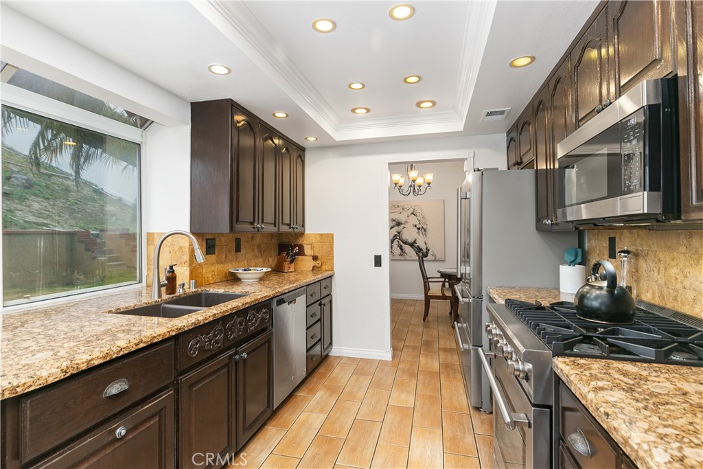 20655 Calle Bella