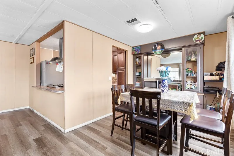 320 N Park Vista # 126