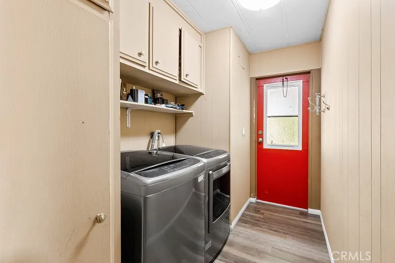 320 N Park Vista # 126