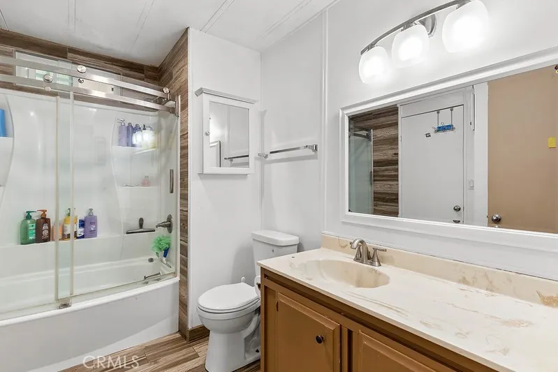 320 N Park Vista # 126