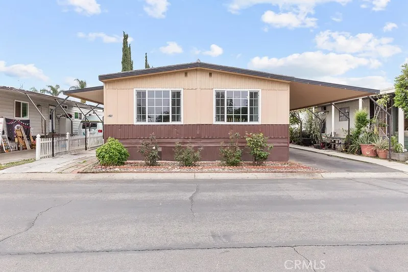 320 N Park Vista # 126