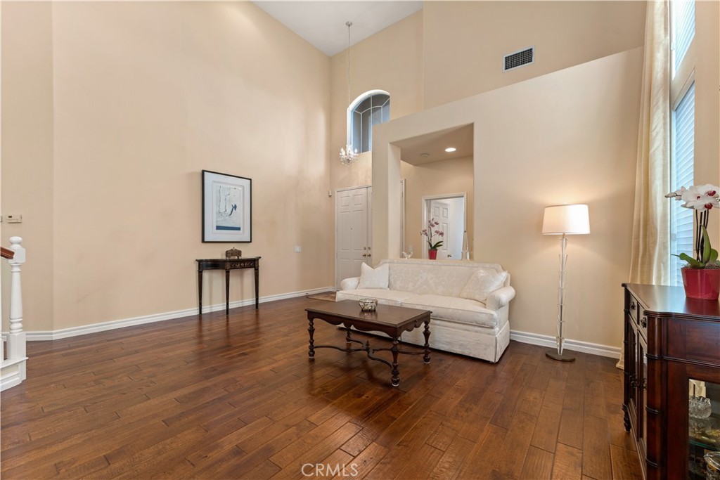 8734 E Banner Ridge Drive