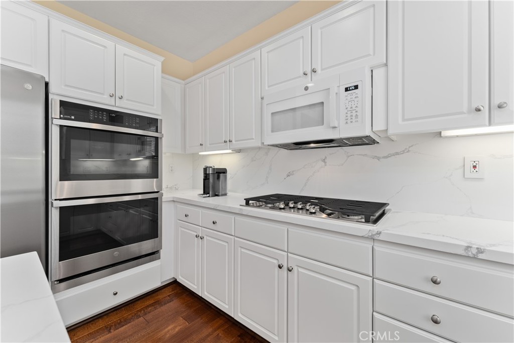 8734 E Banner Ridge Drive