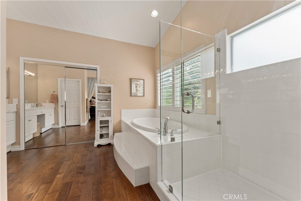 8734 E Banner Ridge Drive