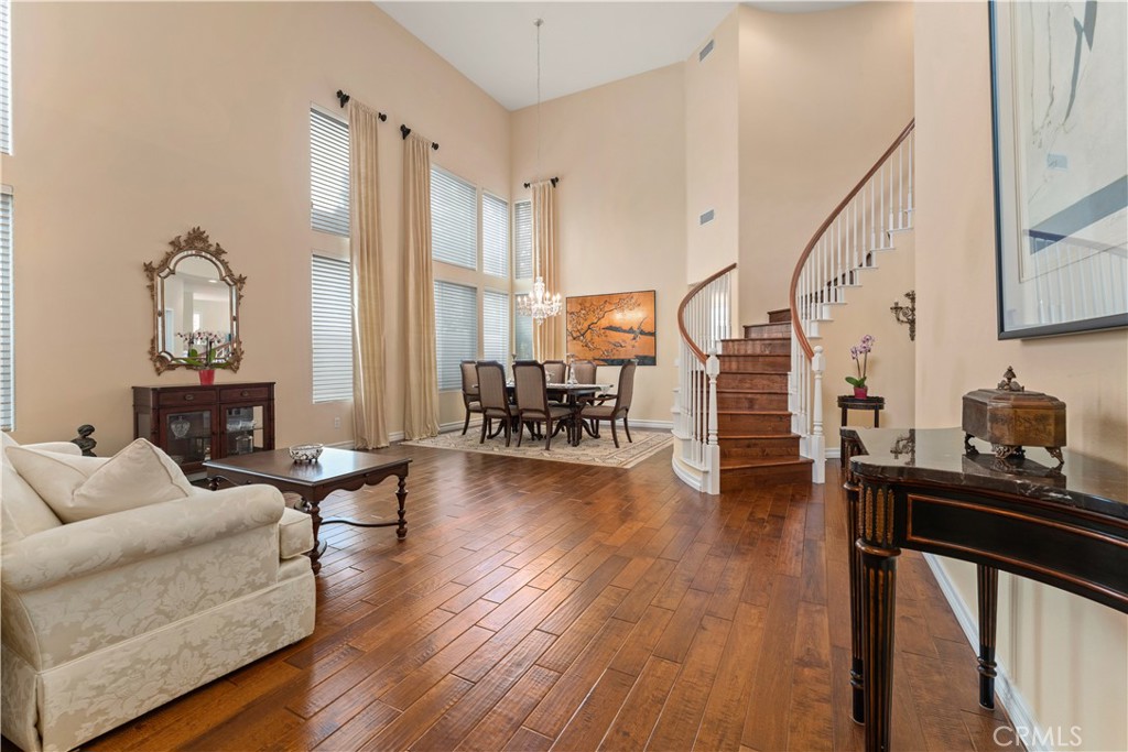 8734 E Banner Ridge Drive