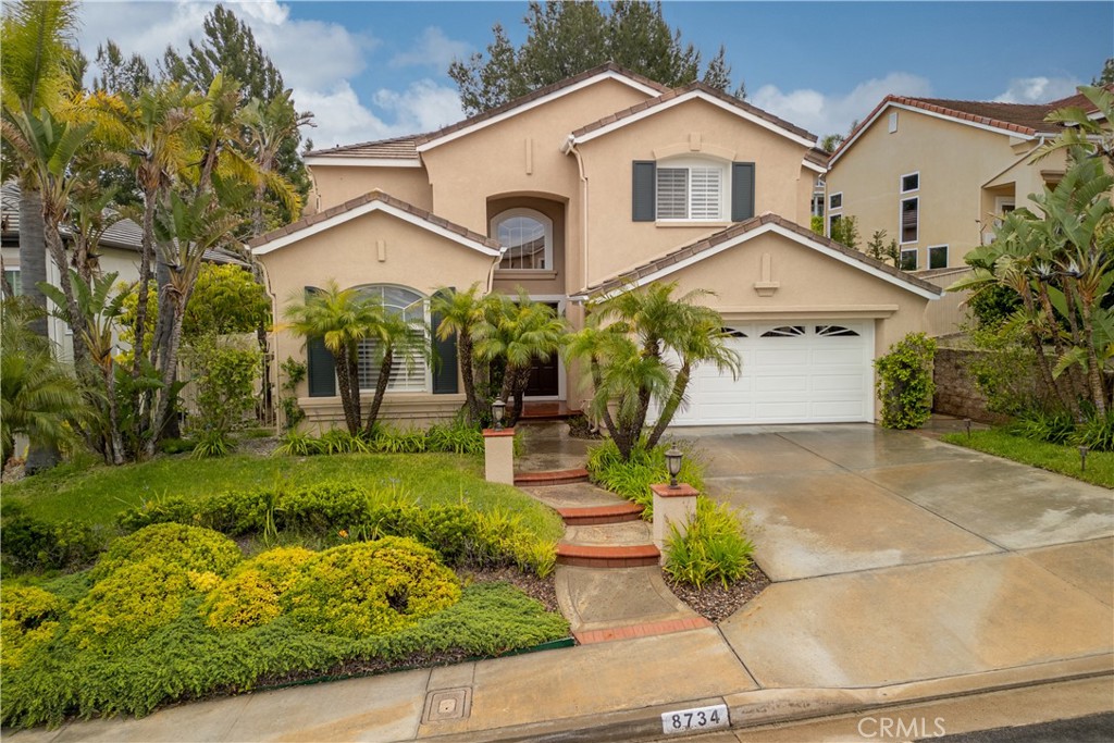 8734 E Banner Ridge Drive