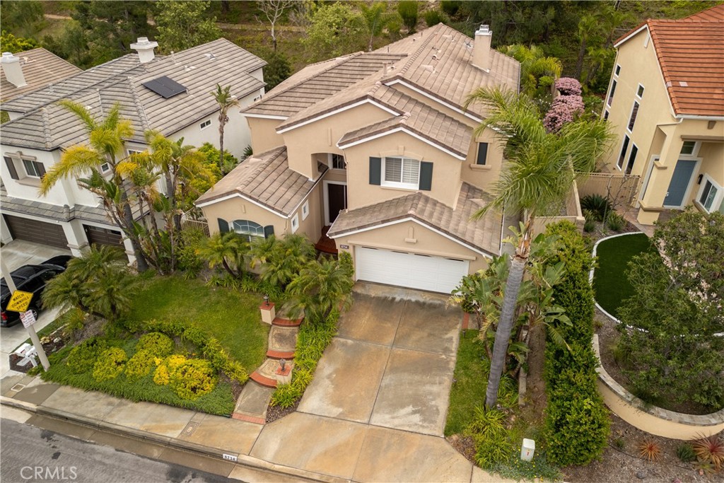 8734 E Banner Ridge Drive