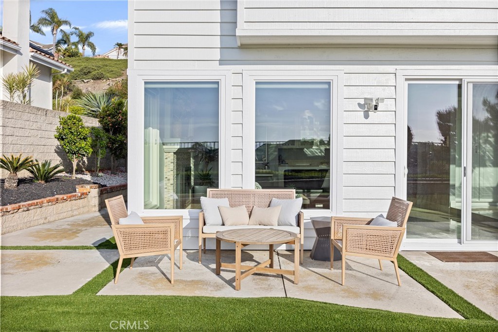 4021 E Regency Avenue