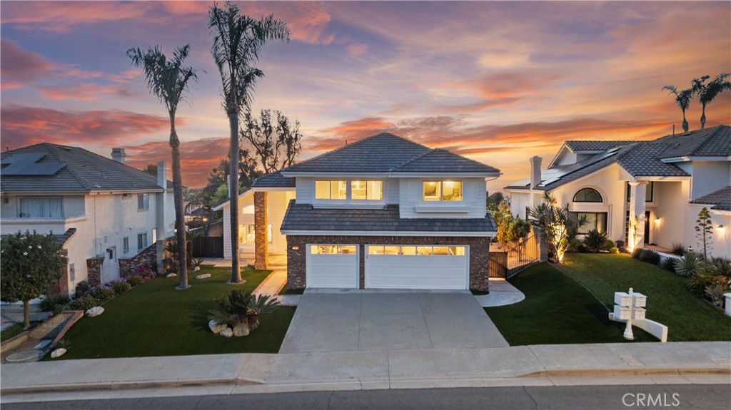 4021 E Regency Avenue