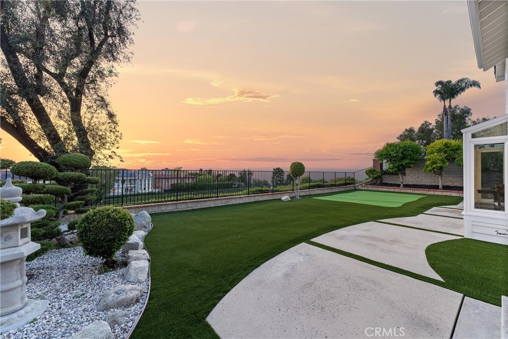 4021 E Regency Avenue