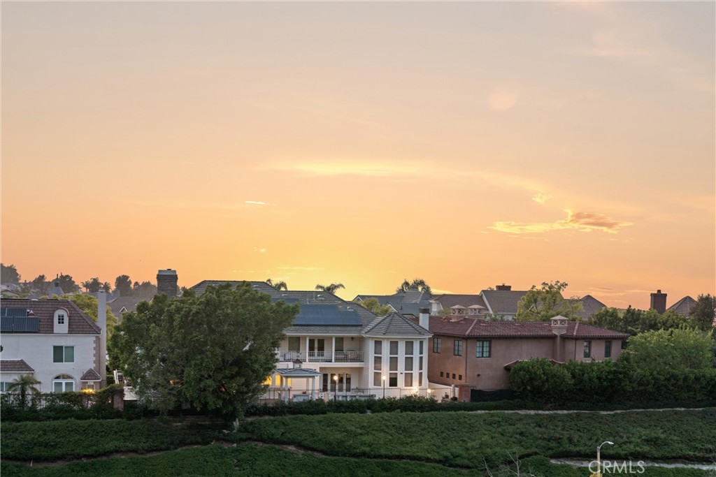 4021 E Regency Avenue