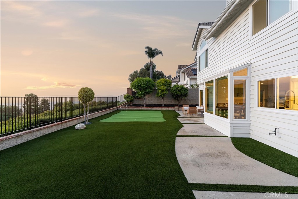 4021 E Regency Avenue