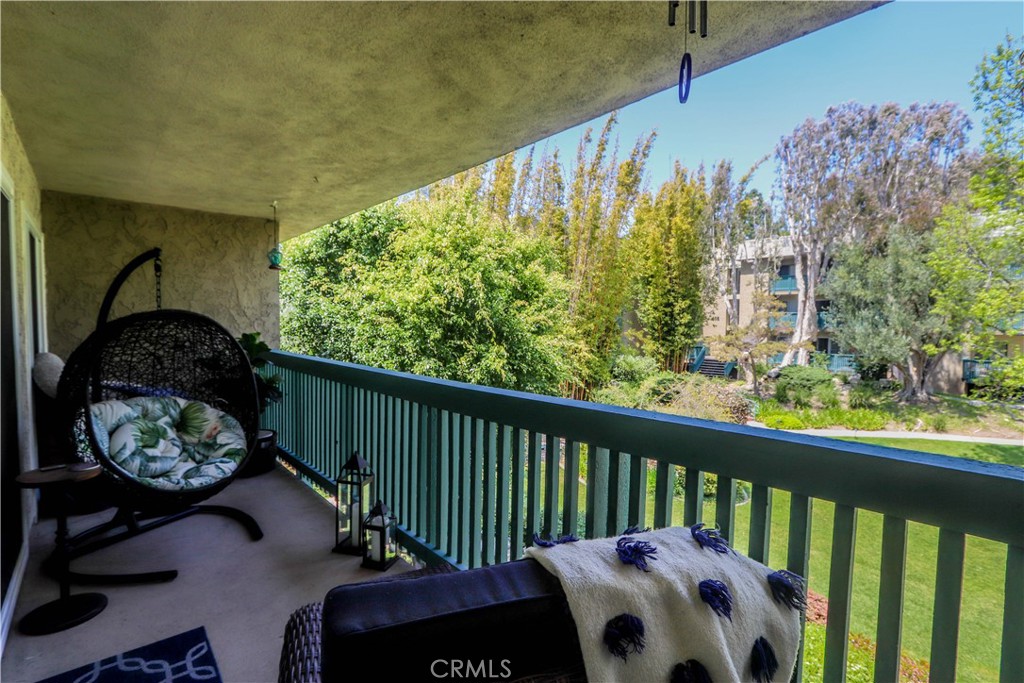 412 N Bellflower Boulevard 318