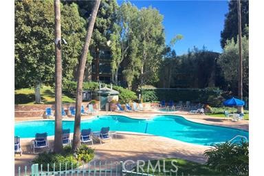 412 N Bellflower Boulevard 318