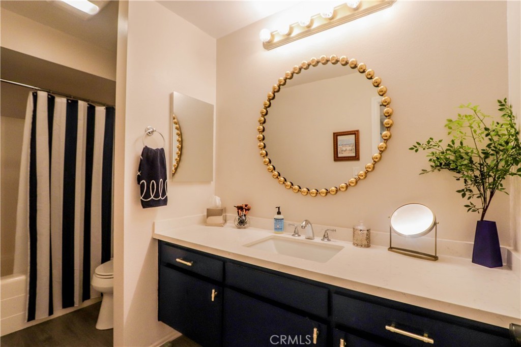 412 N Bellflower Boulevard 318