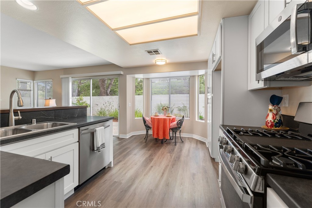 1072 S Laughingbrook Court