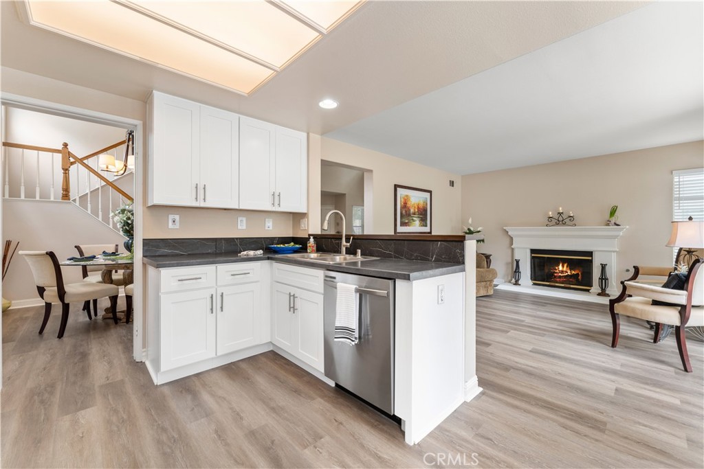 1072 S Laughingbrook Court