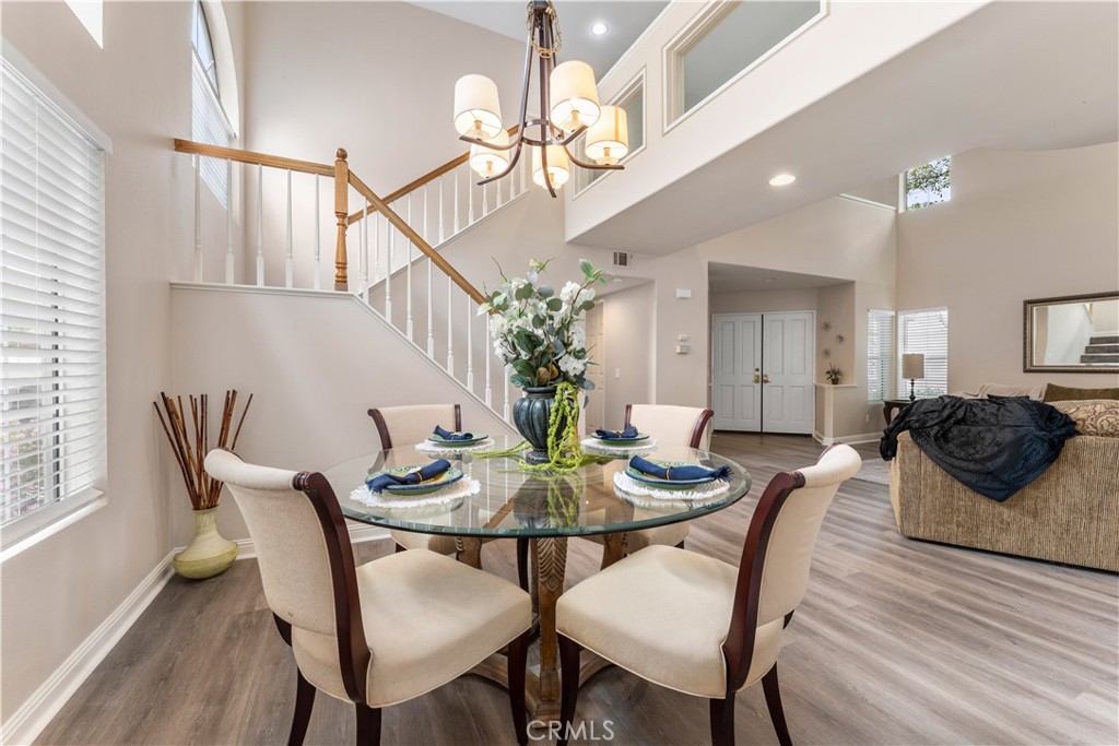 1072 S Laughingbrook Court