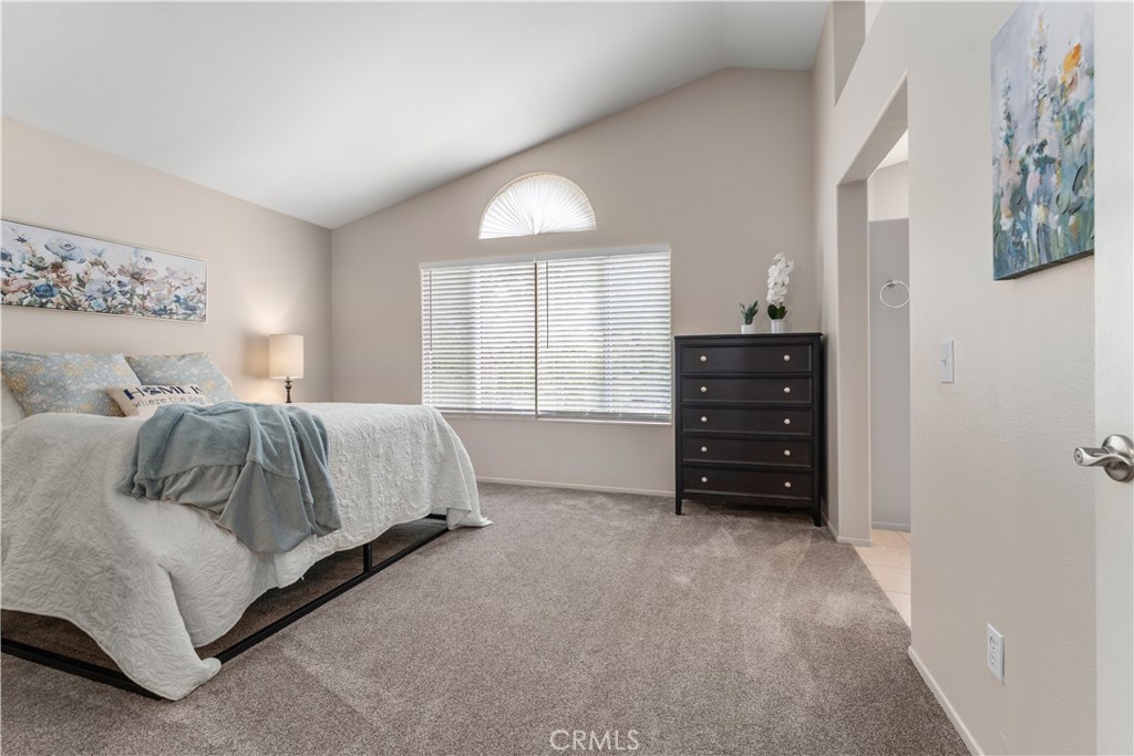 1072 S Laughingbrook Court