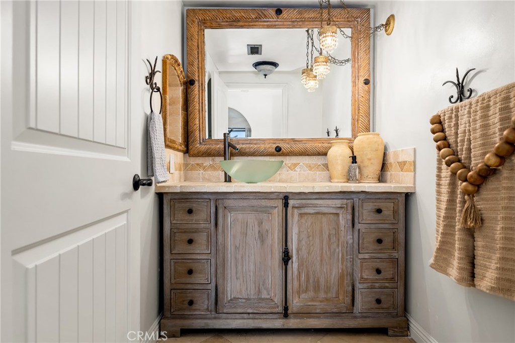 10611 Hambletonian Place