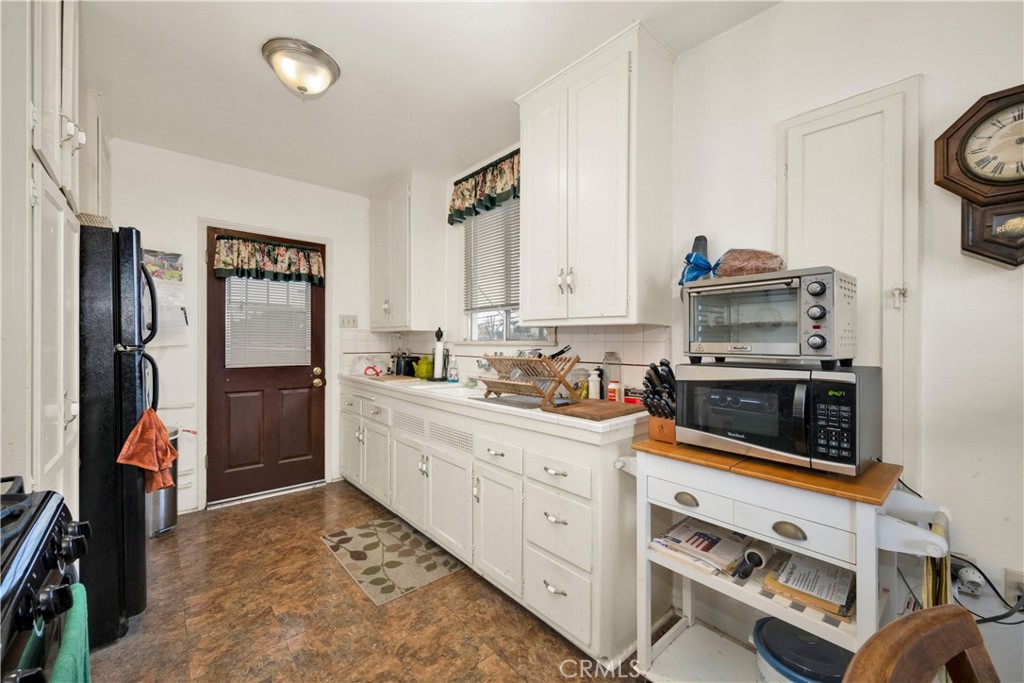 5139 E Carson Street