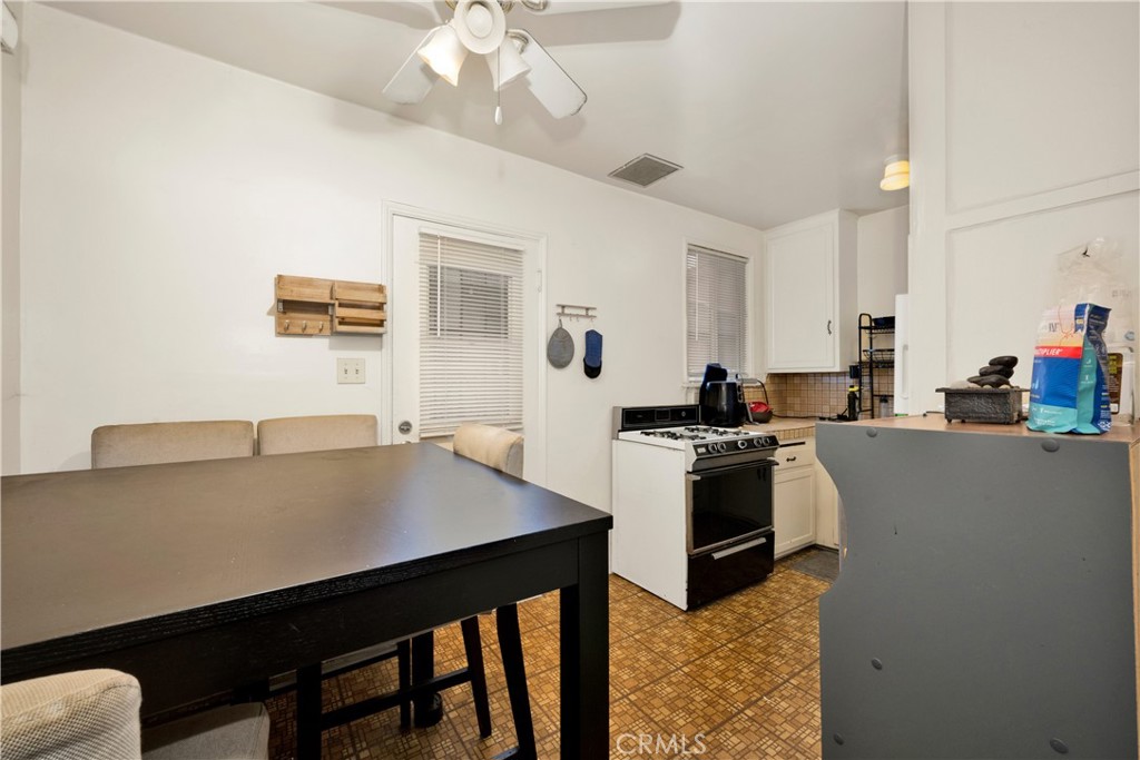 5139 E Carson Street