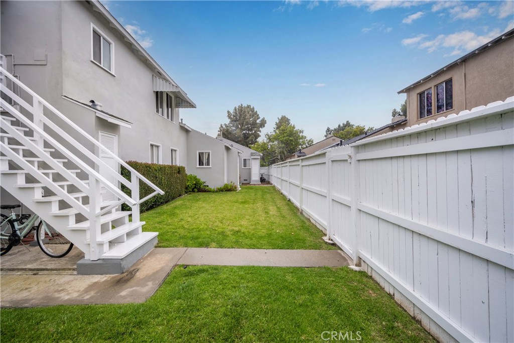 5139 E Carson Street