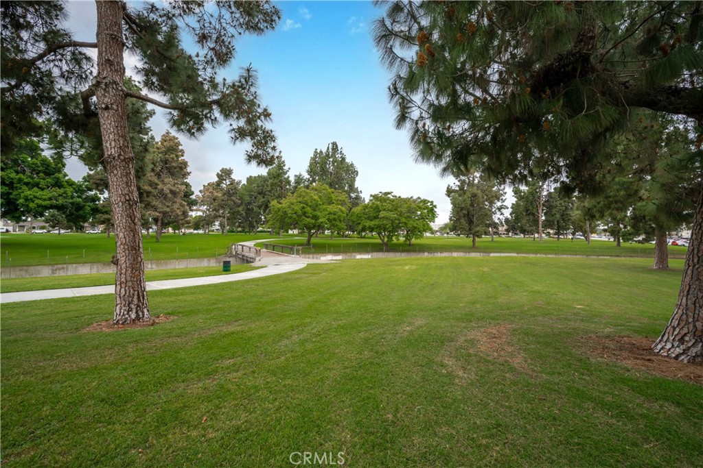 5139 E Carson Street