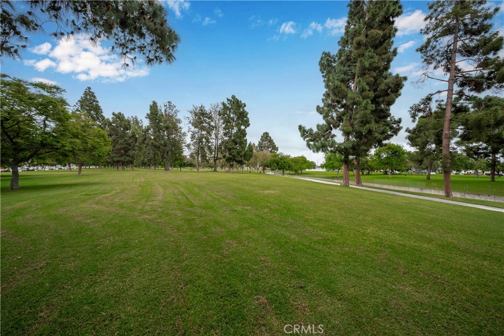 5139 E Carson Street