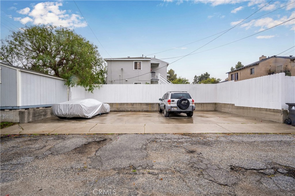 5139 E Carson Street