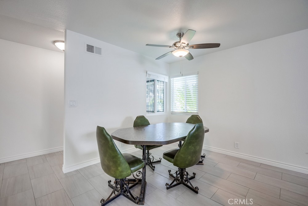 4517 Roosevelt Avenue