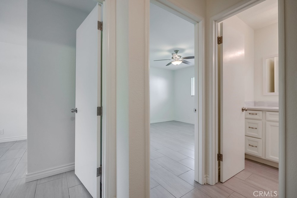 4517 Roosevelt Avenue