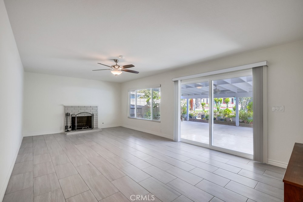 4517 Roosevelt Avenue