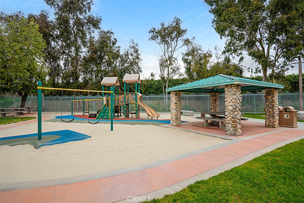 505 North McClay Street